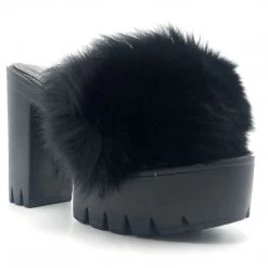 Cape Robbin Chardonnay Heels