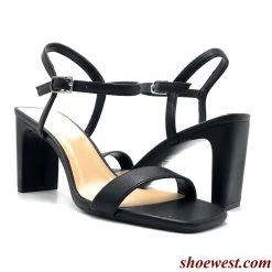Delicious Shoes Vestia Heels