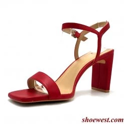Delicious Shoes Vestia Heels