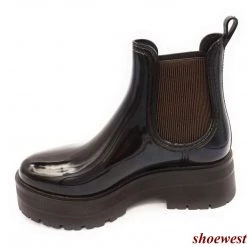 Boots Forever Link Road-1