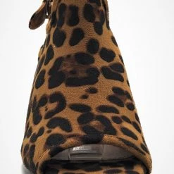 Olivia Jaymes Alexa Heels