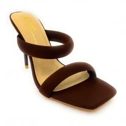 Olivia Jaymes Roxie Heels