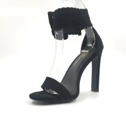 Olivia Jaymes Yvonne