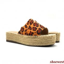 Shoe Republic Anitta