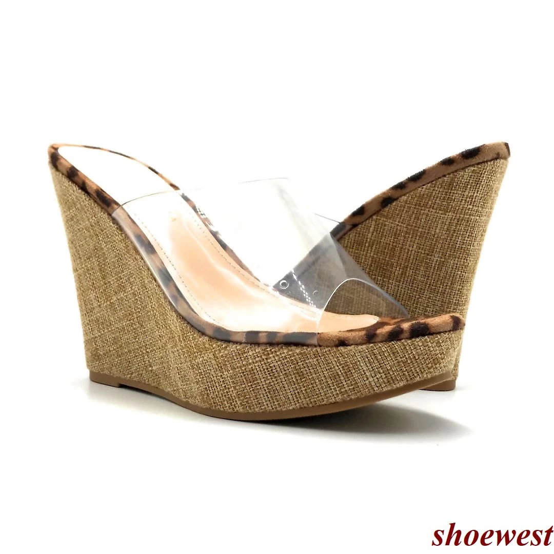 Shoe Republic Mood Wedges 6 Shoe Republic Mood Wedges