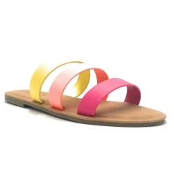 Sunny Feet Shoreline-91