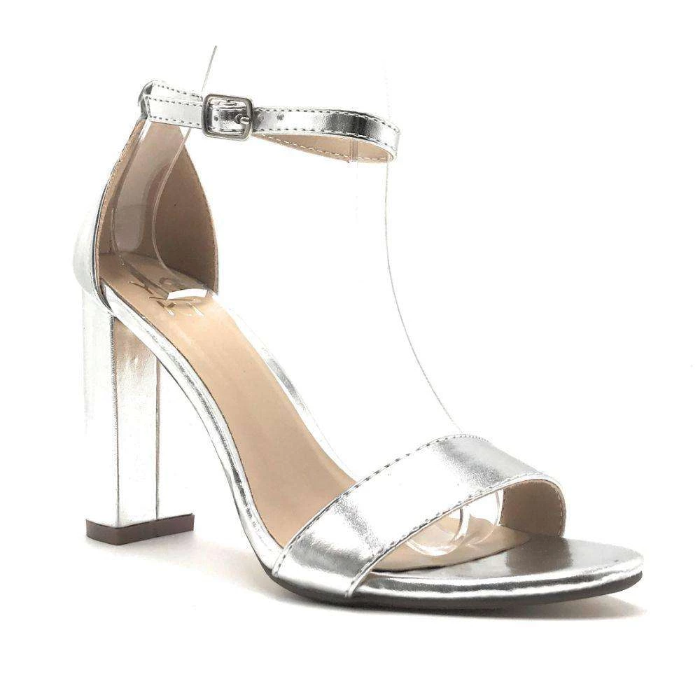 Heels Yoki Carrason-05 19 Heels Yoki Carrason-05